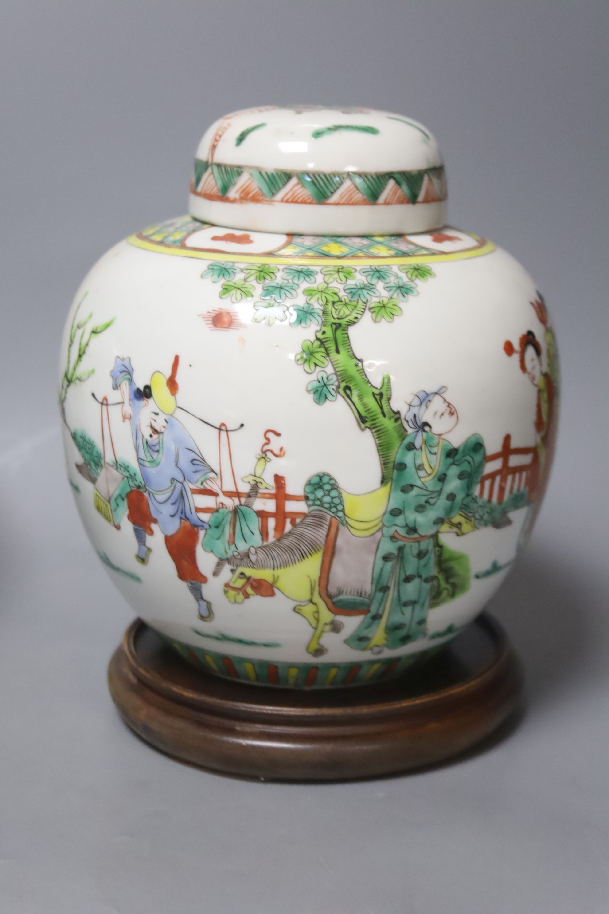 Three large 20th century Chinese porcelain famille verte jars and covers, tallest 21cm